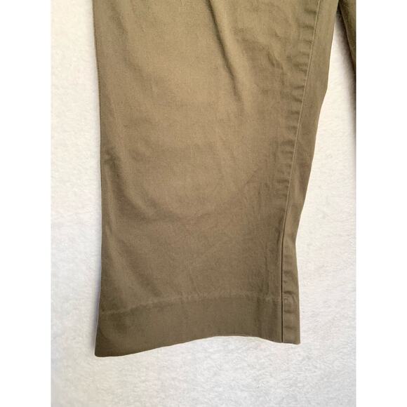 New York & Company Army Green Stretch Pants Capris Slacks Women's Size 2 - Picture 8 of 10